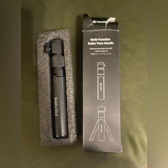 Insta 360 multi function handle - Picture 4 of 5